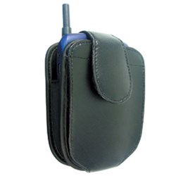 Blackberry Compatible Leather Pouch with Magnetic Closure   LCBLACKPHR