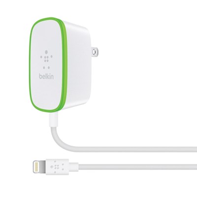 Apple Belkin Boost Hardwired 2.4 amp Lightning Wall Charger - White And Green